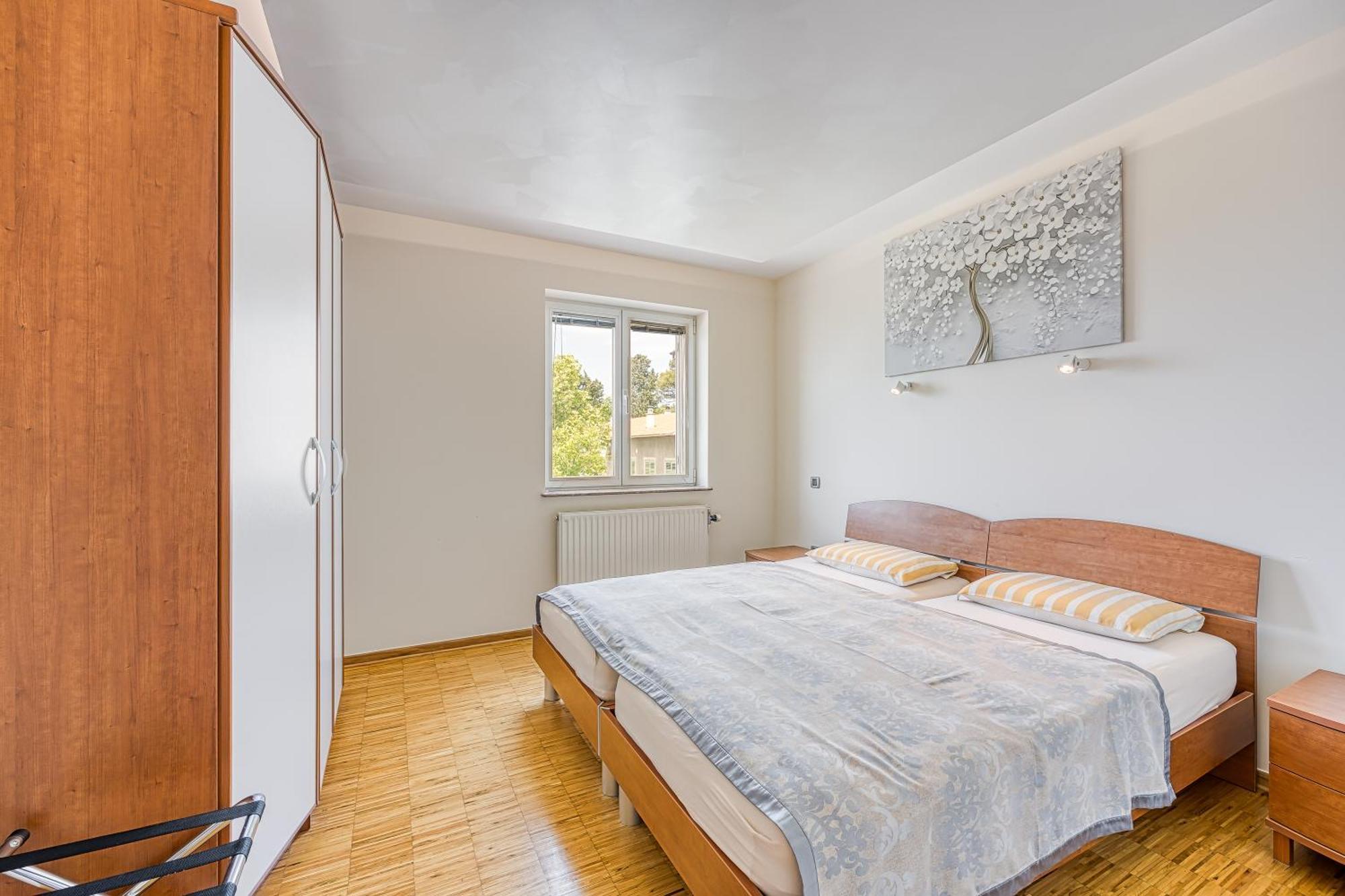 Debeli Rtic Apartments Ankaran Exteriör bild