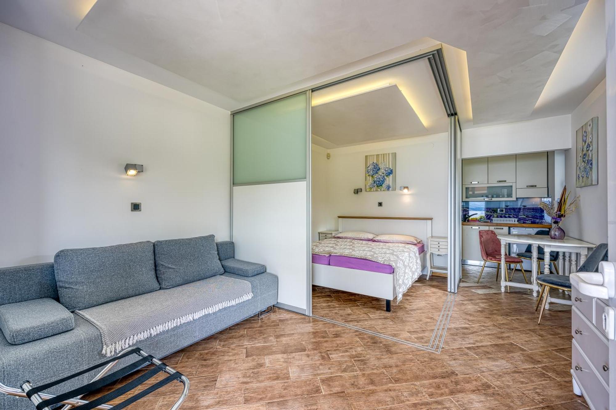 Debeli Rtic Apartments Ankaran Exteriör bild
