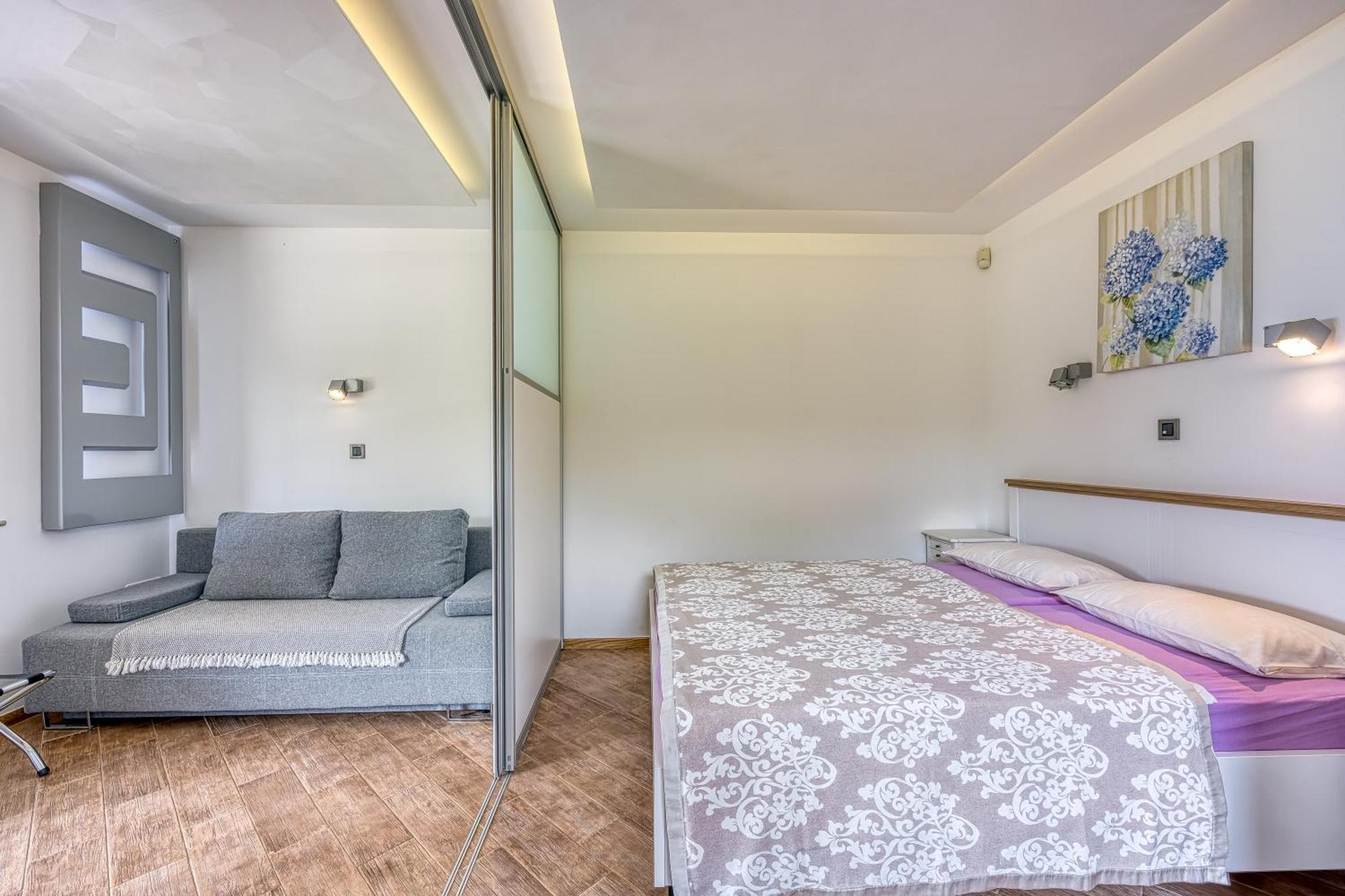 Debeli Rtic Apartments Ankaran Exteriör bild