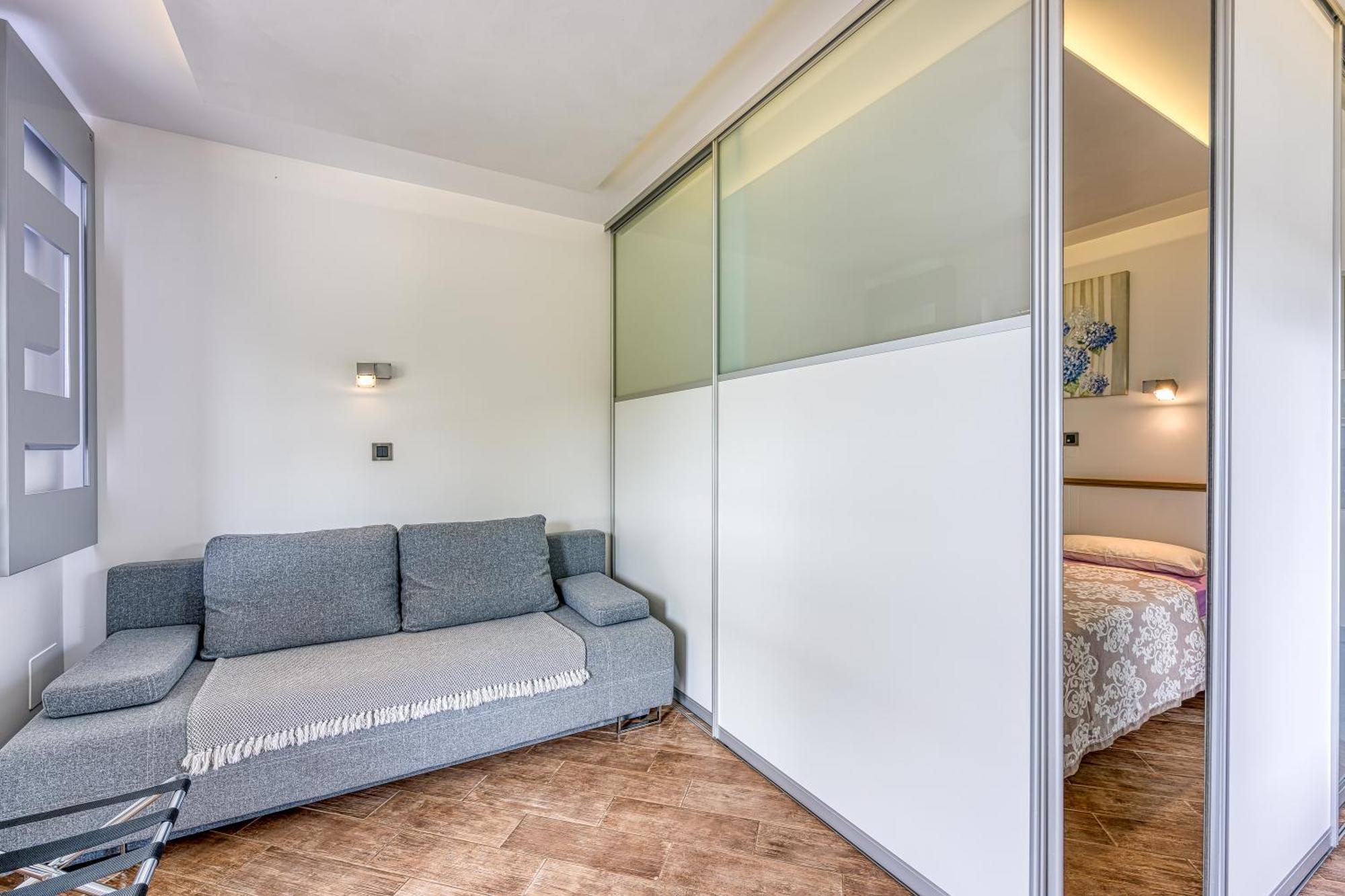 Debeli Rtic Apartments Ankaran Exteriör bild